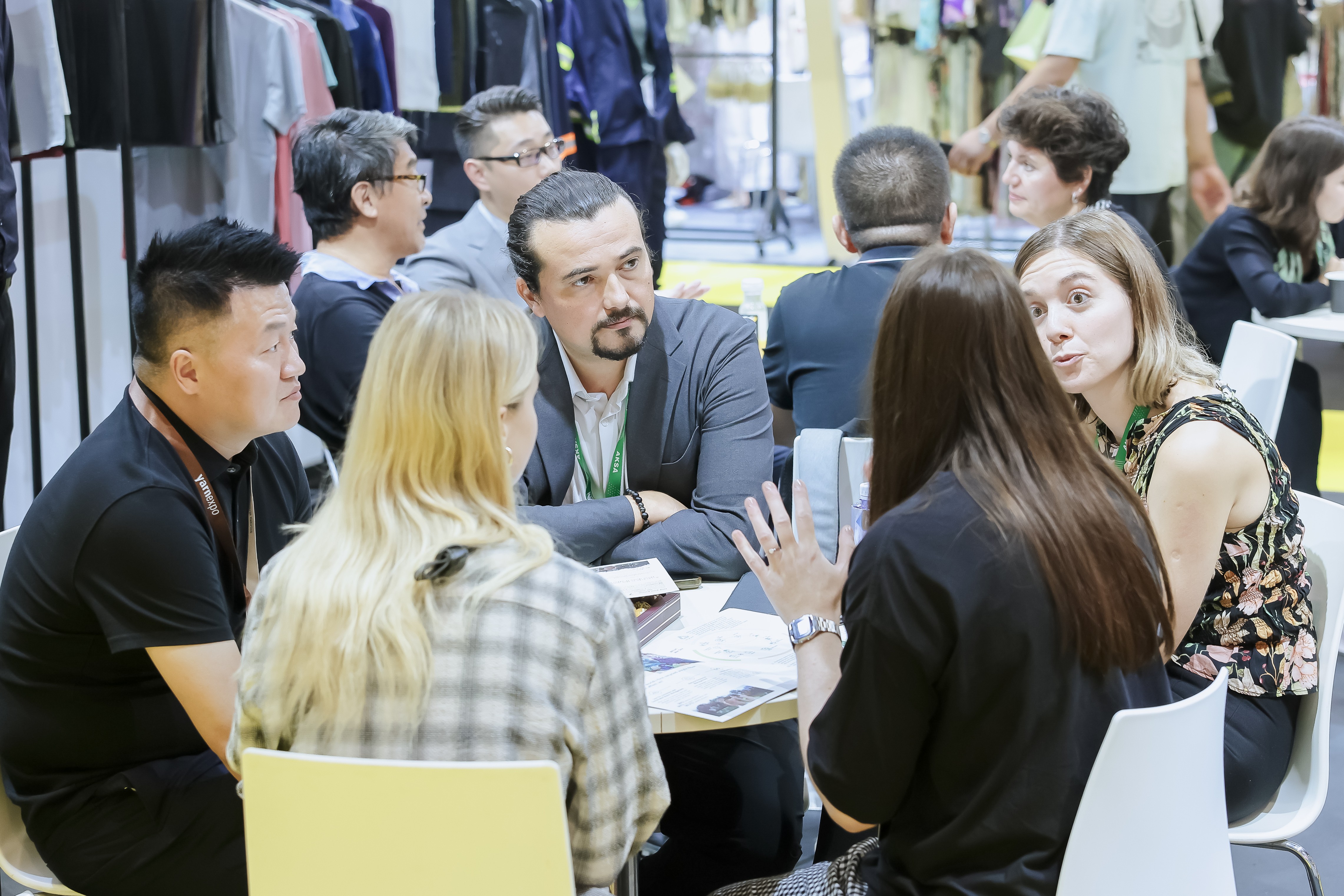 BusinessInteraction2